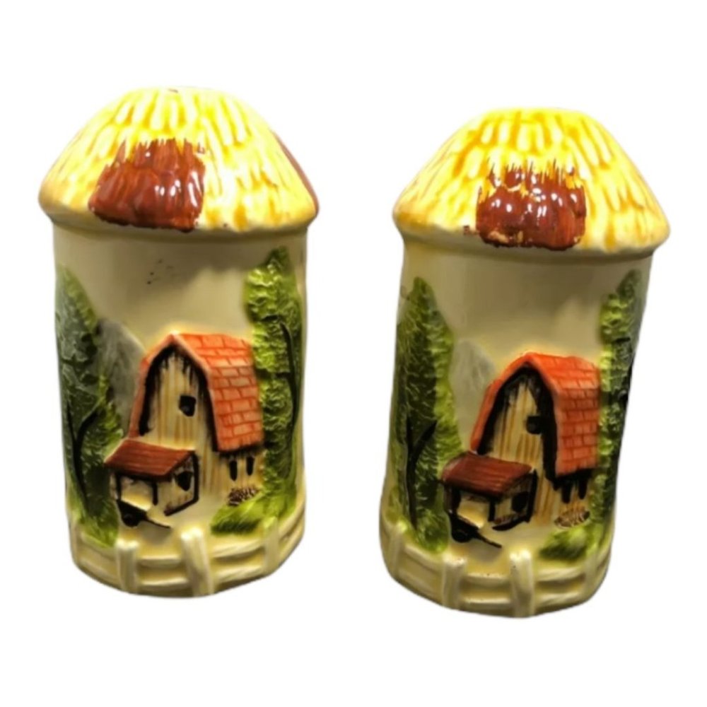 Rosenfeld Vintage Salt & Pepper Shakers Barn Scene Farm Silo